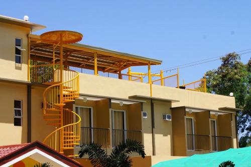 Rovia Garden and Pool Resort