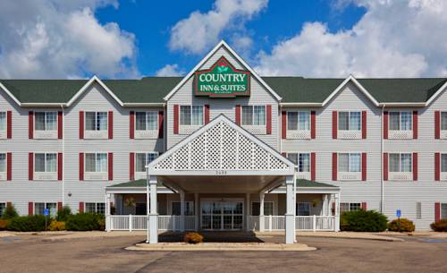 Country Inn & Suites by Carlson Watertown