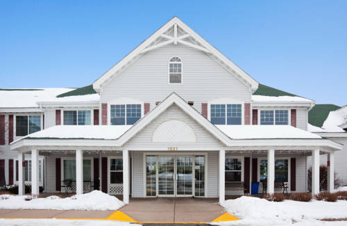 Country Inn & Suites Chippewa Falls