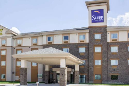 Sleep Inn & Suites University